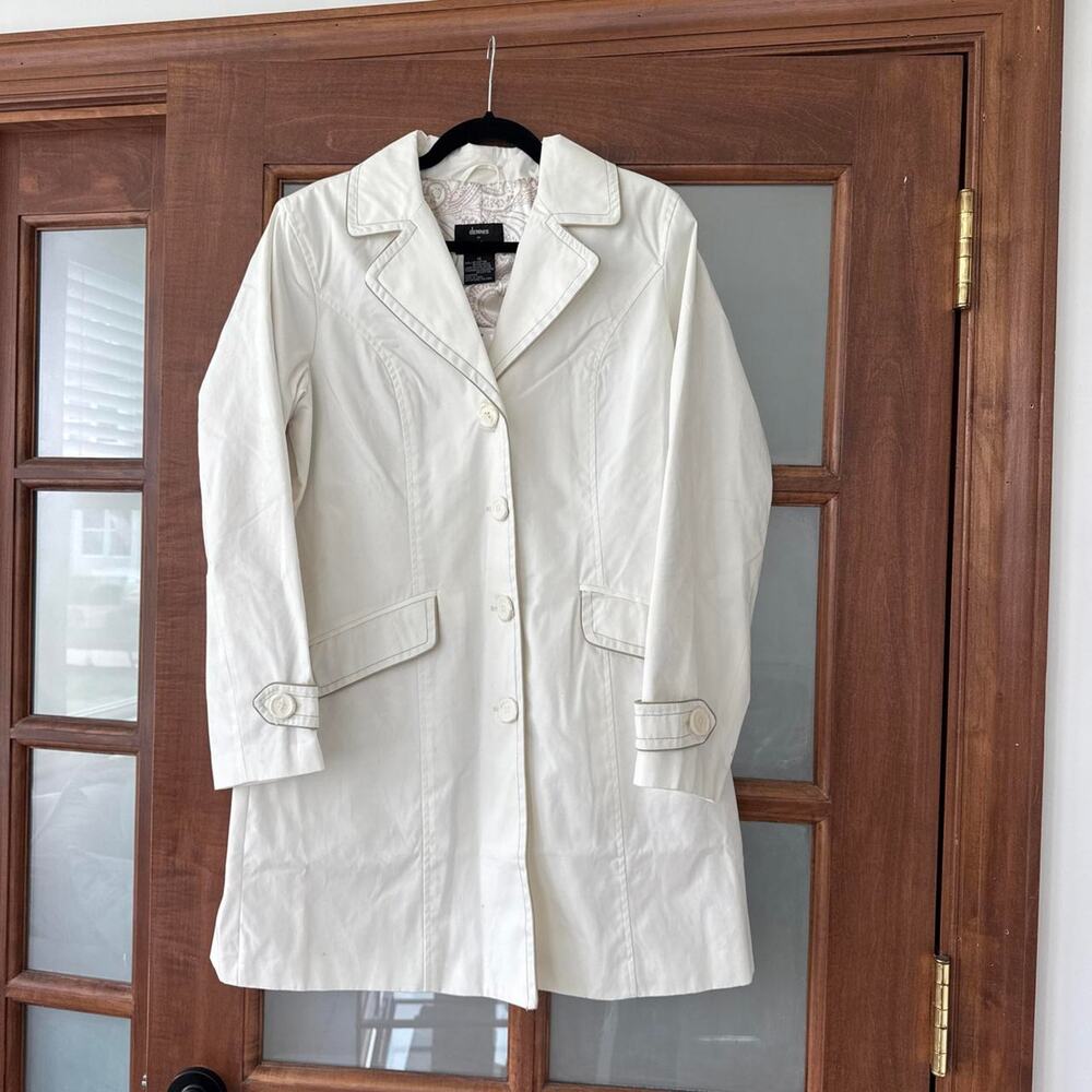 Brand new white dennis basso trench